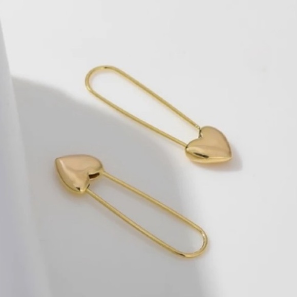 Jewelry - Safety Pin Heart Earrings